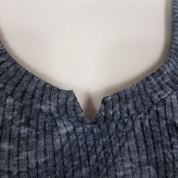 Tahari Large Heather Paisley Black Print Ribbed Long Sleeve Pajama Top NWT - Picture 6 of 16